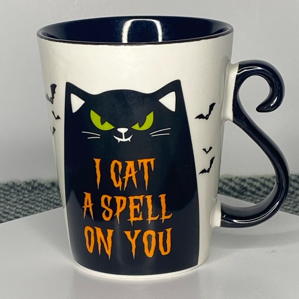 Eccolo Black Cat Ceramic Mug
I‎ Cat A Spell On you                        12 oz